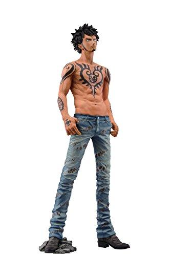 Banpresto One Piece 10.2-Inch Trafalgar Law Figure, King of Artist Series image-1