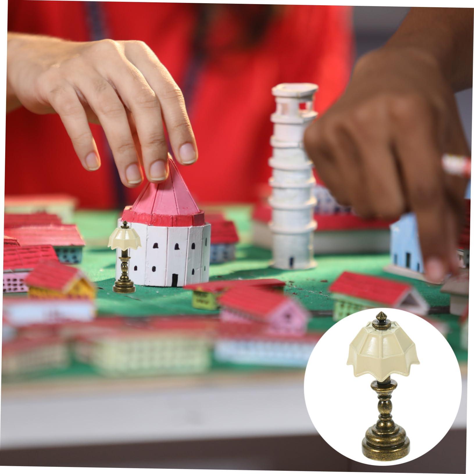 Tofficu 4pcs Mini Light Model Miniature Lamp Model Mini House Table Lamp Bedside Light Miniature Mini Lamp Miniature Furniture Model Micro Landscape Model Mini Bedside Light Creative Lamp
