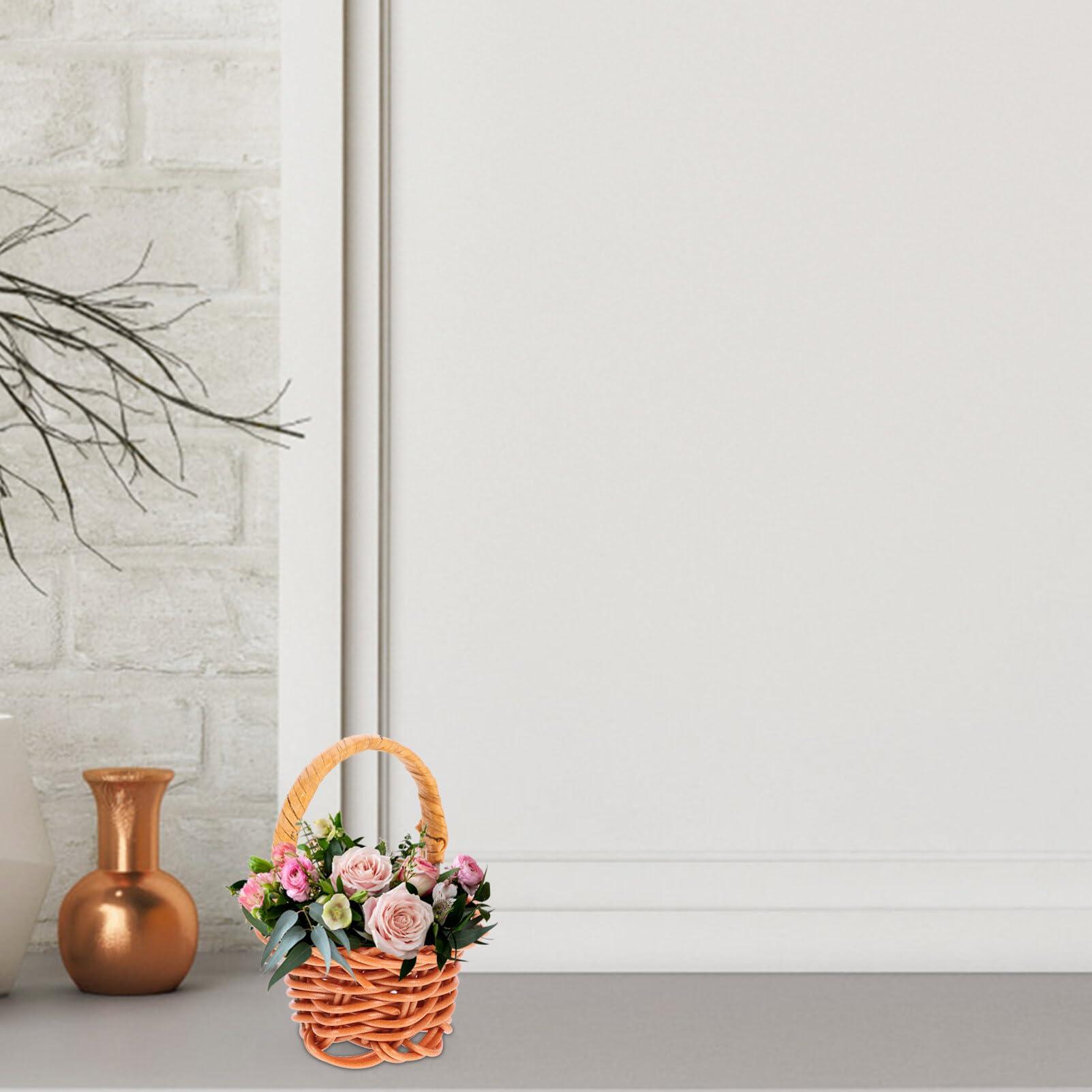 Amosfun 10Pcs Mini Woven Baskets with Handles 2.4x1.2 Inch Tiny Candy Box Basket Mini Wicker Baskets for Party Favors, Tiny Baskets School Crafts Supply