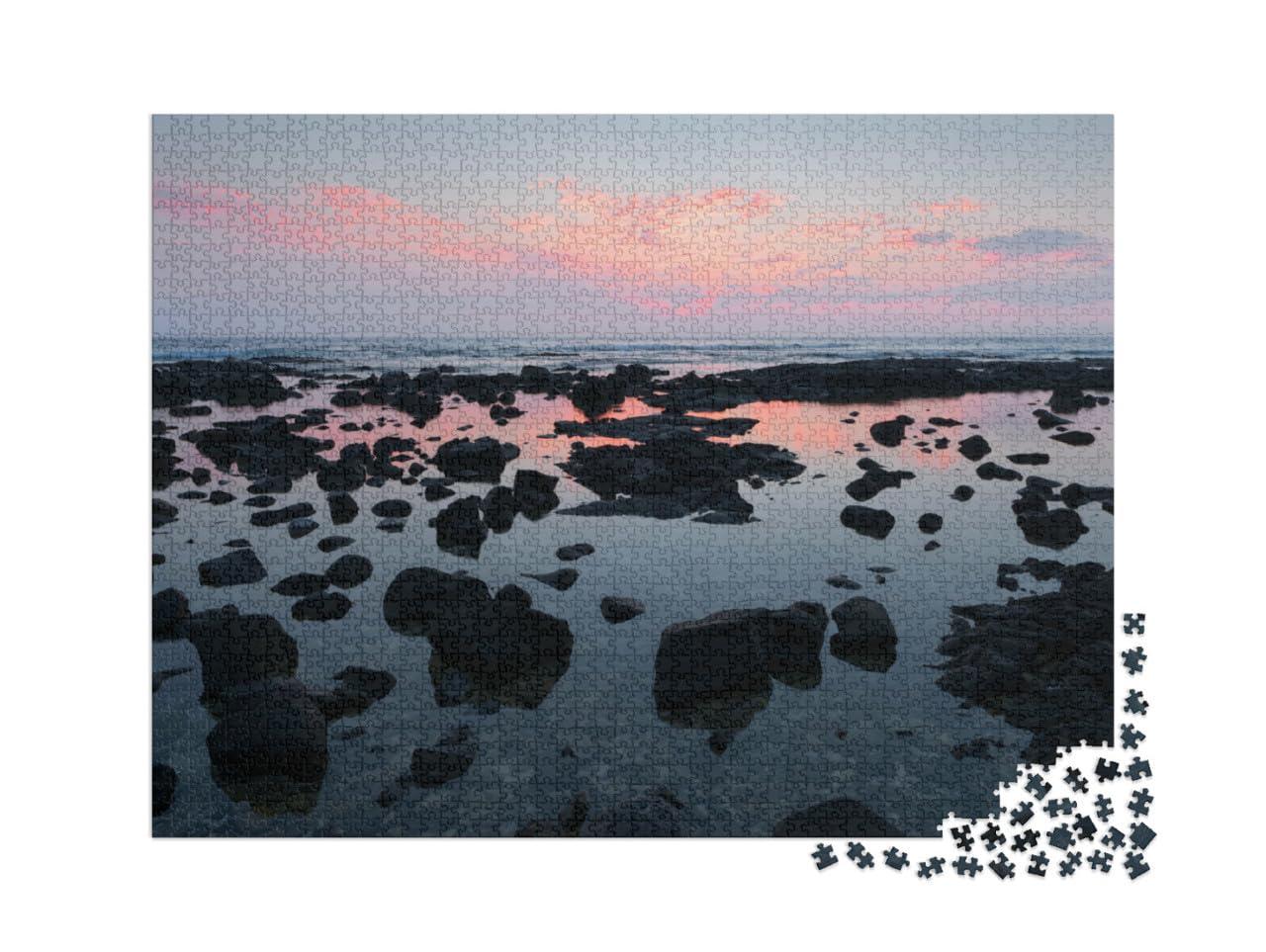 puzzleYOU USA, Hawaii, Big Island of Hawaii. Kohanaiki Beach Park... Jigsaw Puzzle Jigsaw Puzzle with 2000 Pieces
