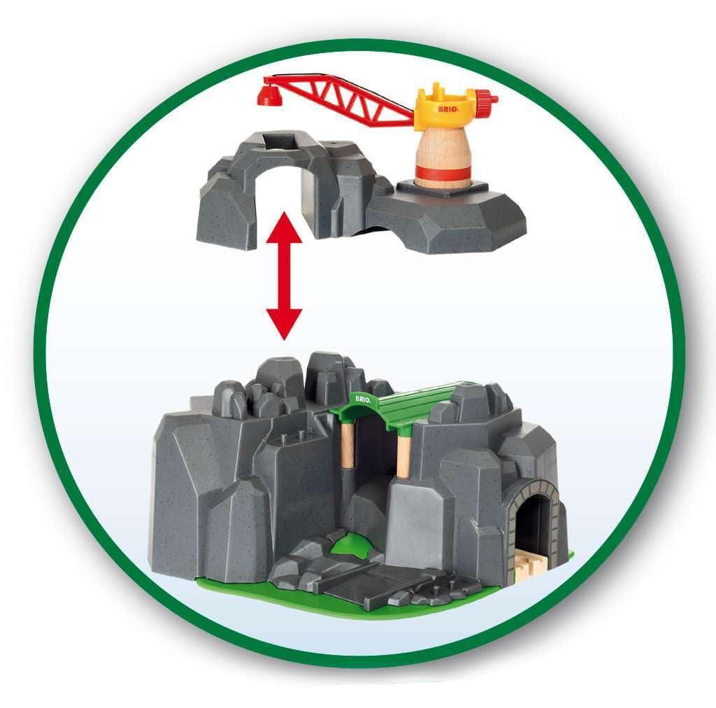 Brio BRIO World - 33889 Crane & Mountain Tunnel | 7 Piece Toy Train Accessory for Kids | Interactive Play | FSC Certified Wood | Perfect for Ages 3 and Up