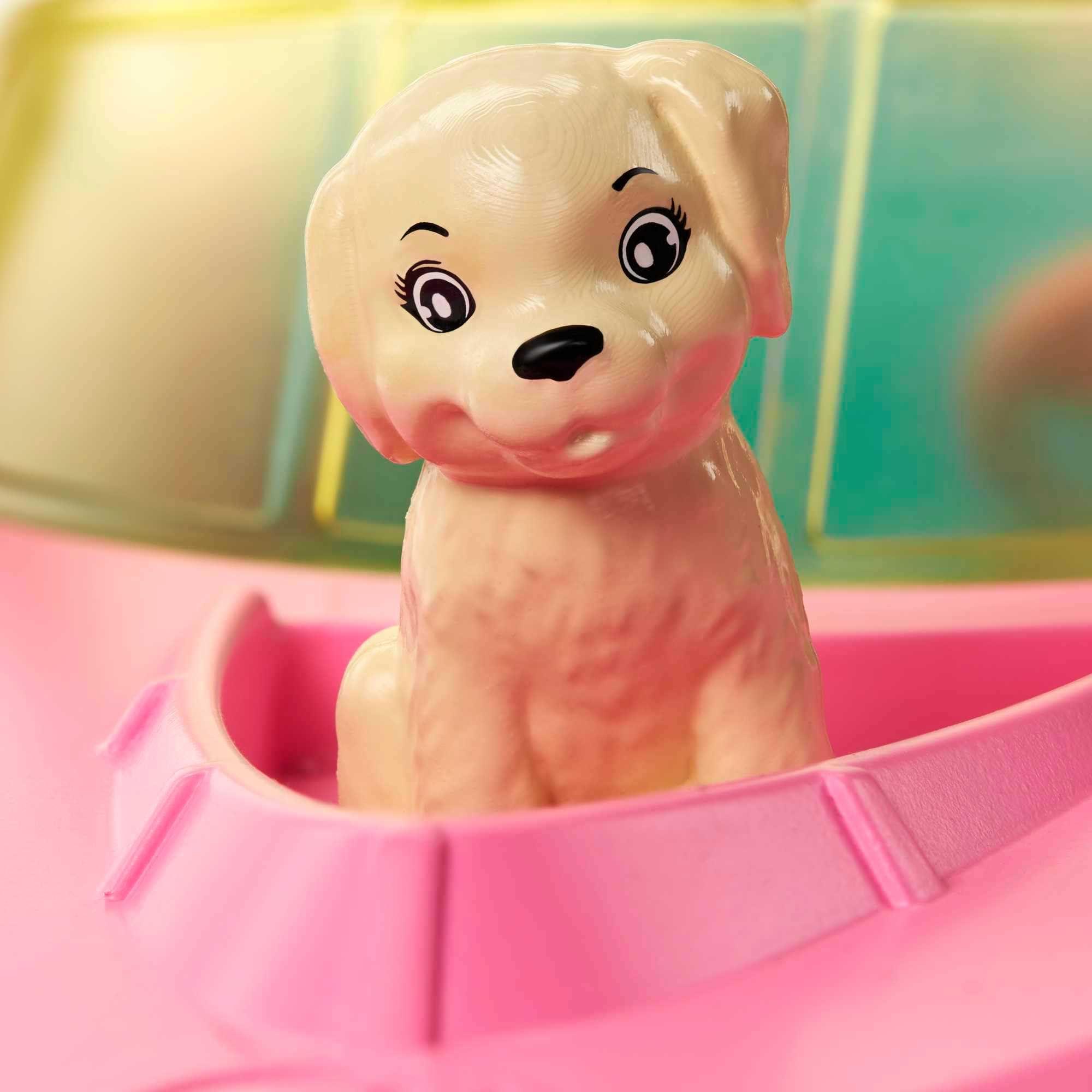 Barbie Barbie Toy Boat with Pet Puppy, Life Vest and Beverage Accessories, Fits 3 Dolls and Floats in Water