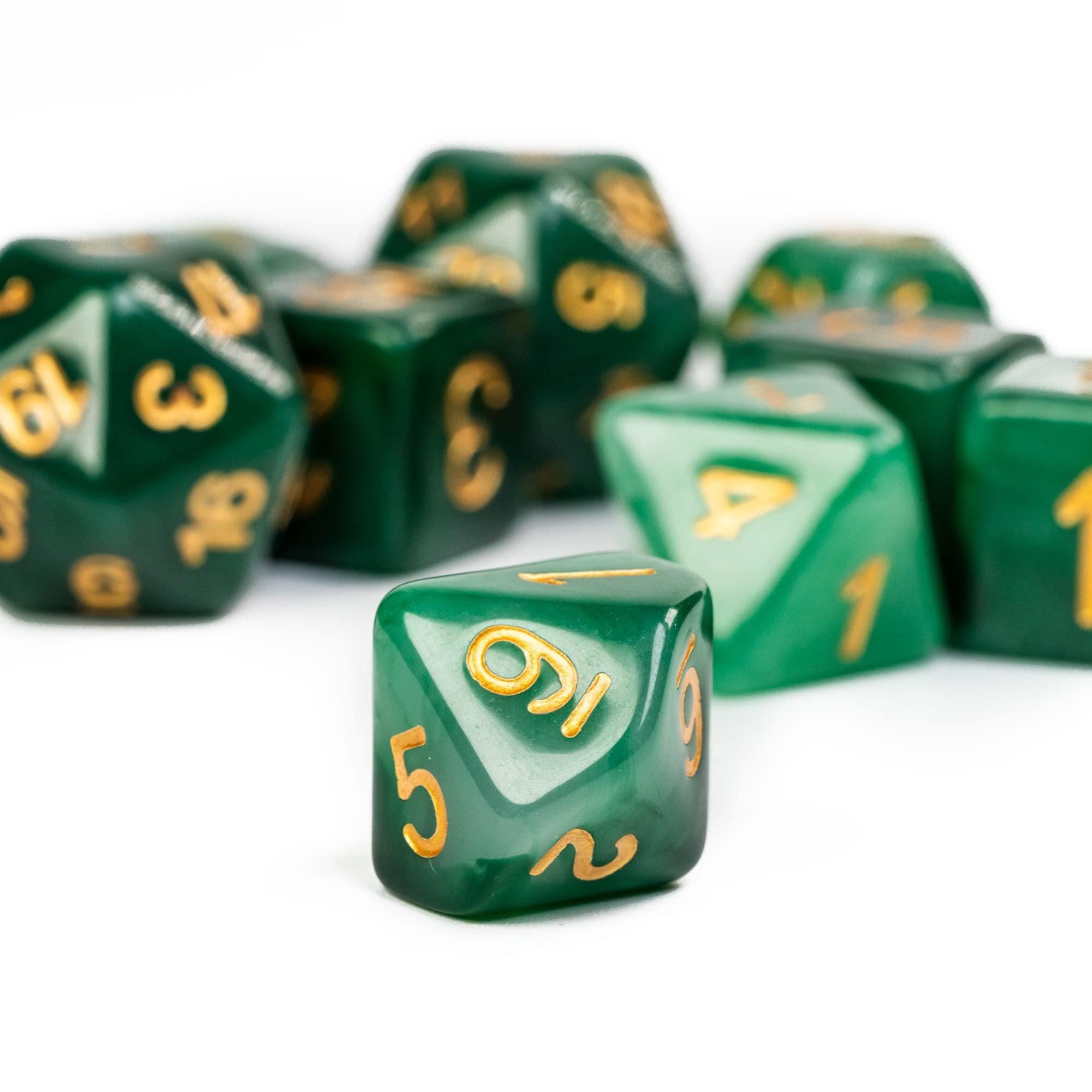HDdais HDdais 8 Piece Pink DND Dice Set, Heart Resin Polyhedral Dice Set Extra D12 D&D Dice for Dungeons and Dragons Role Playing Game and Other Tabletop Games