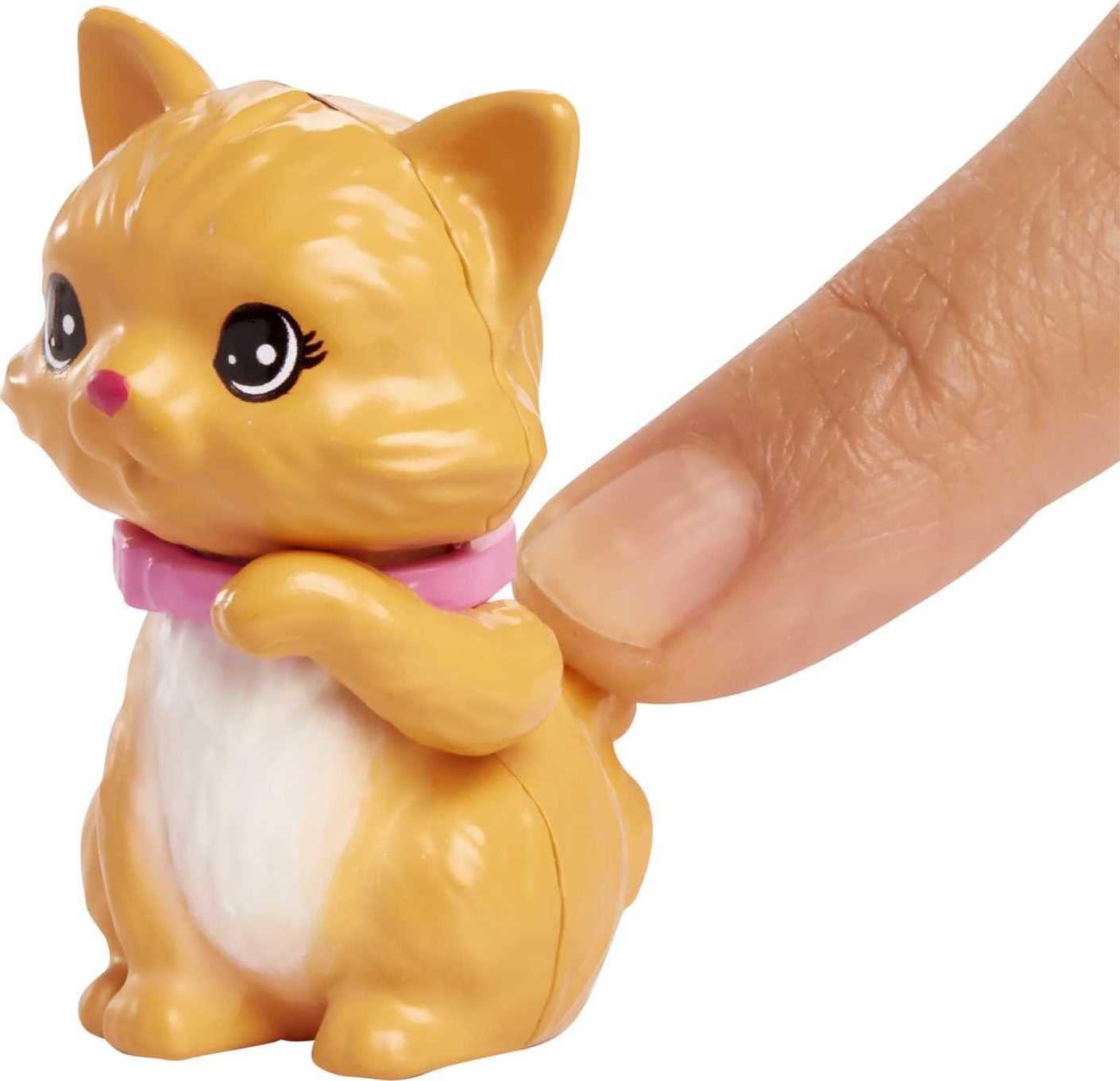 Barbie Barbie Pets and Accessories, Interactive Kitty Playset with Moving Paw and Head, 11 Animal Themed Pieces