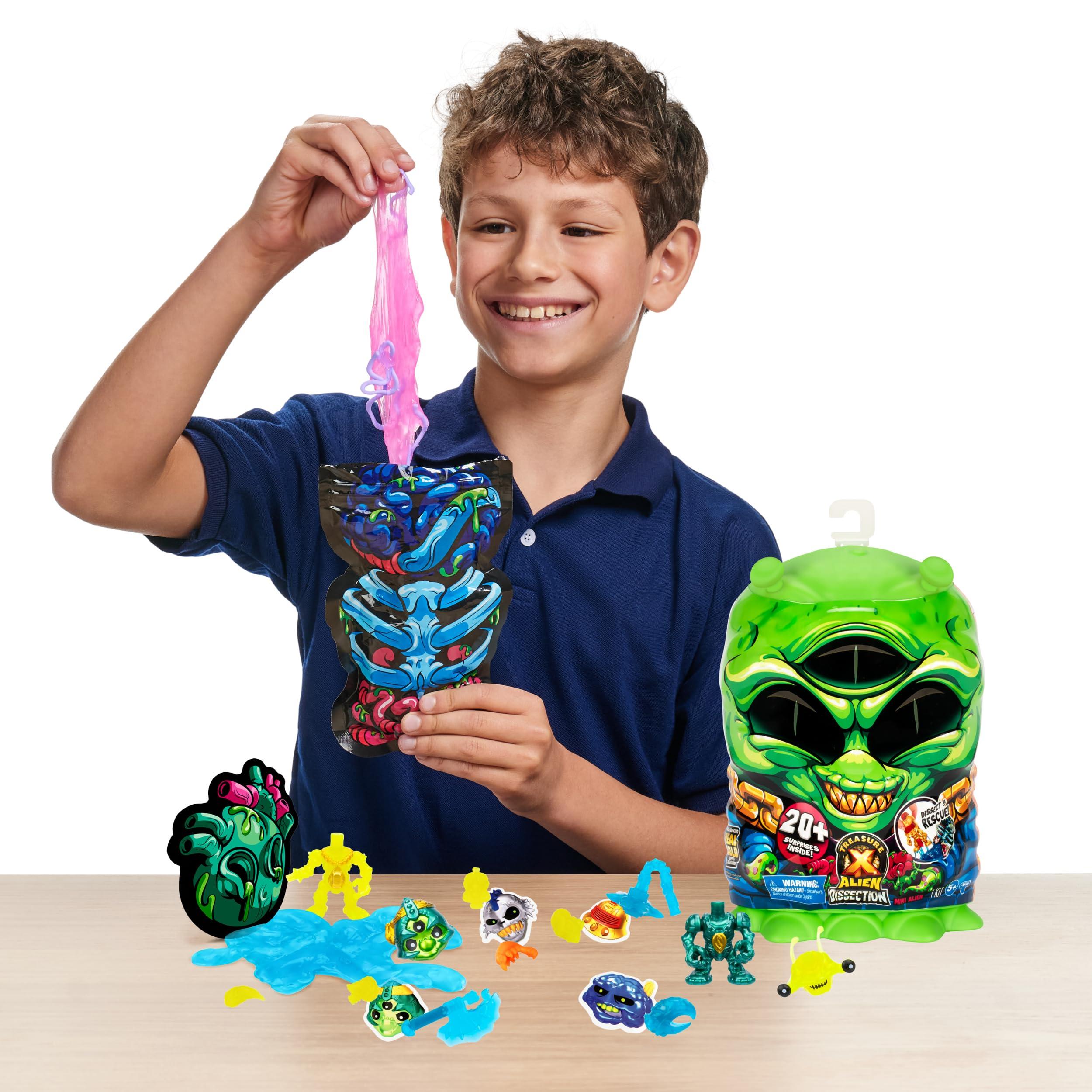 Treasure X TREASURE X Mini Alien Dissection, Dissect The 8\"\" (20cm) Mini Alien to Reveal 20 + Surprises Hidden Within! 3 Different Mini Aliens to Collect and Dissect