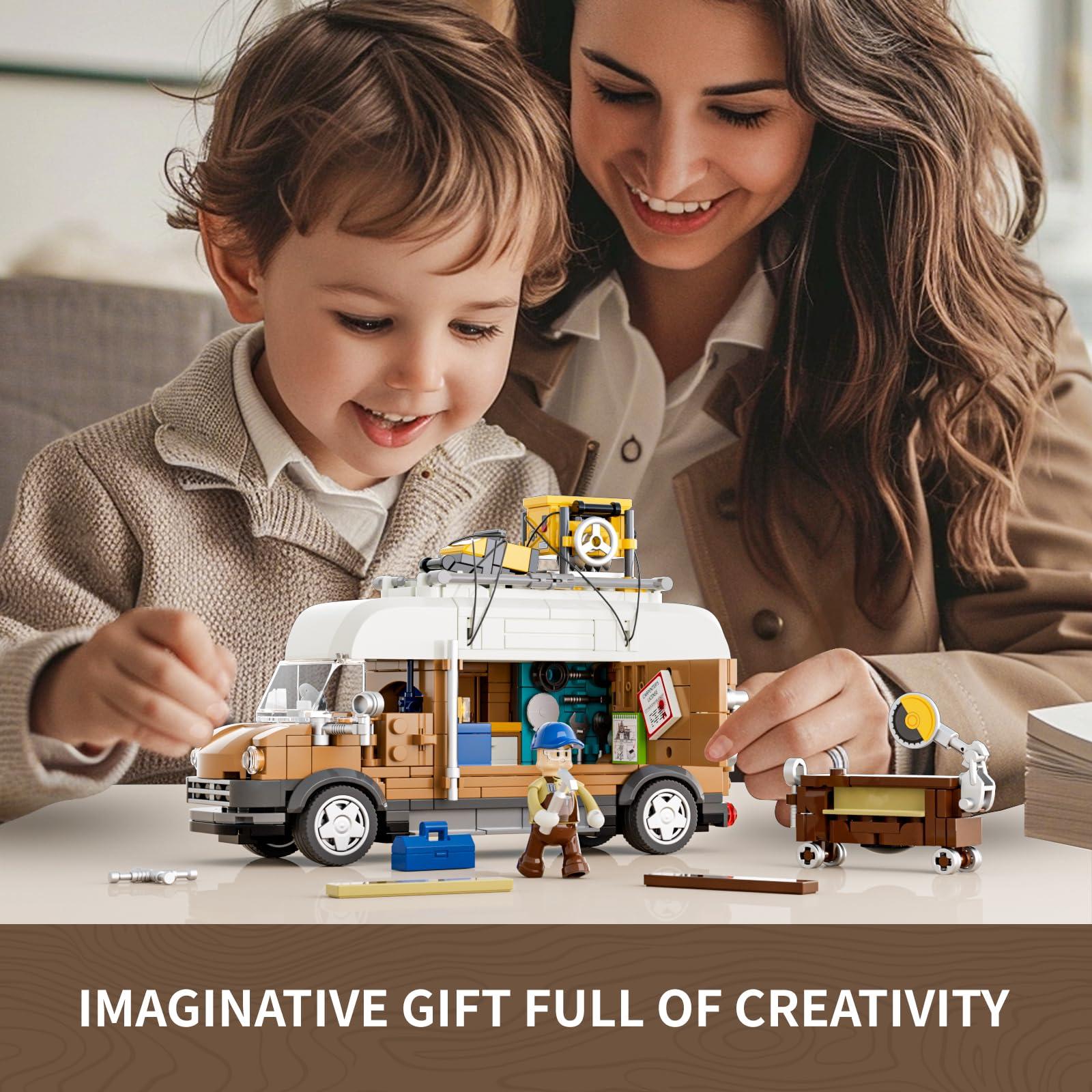 FUNWHOLE FUNWHOLE Carpentry Van Lighting Building-Bricks Set - Farm Woodworker Car Collectible Display Set 496 Pcs for Adults and Teen